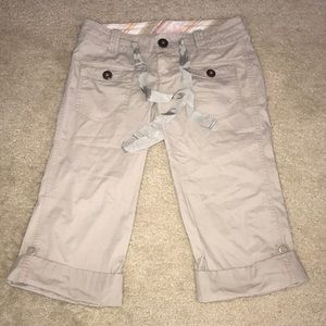 NWT American Eagle Khaki Capris